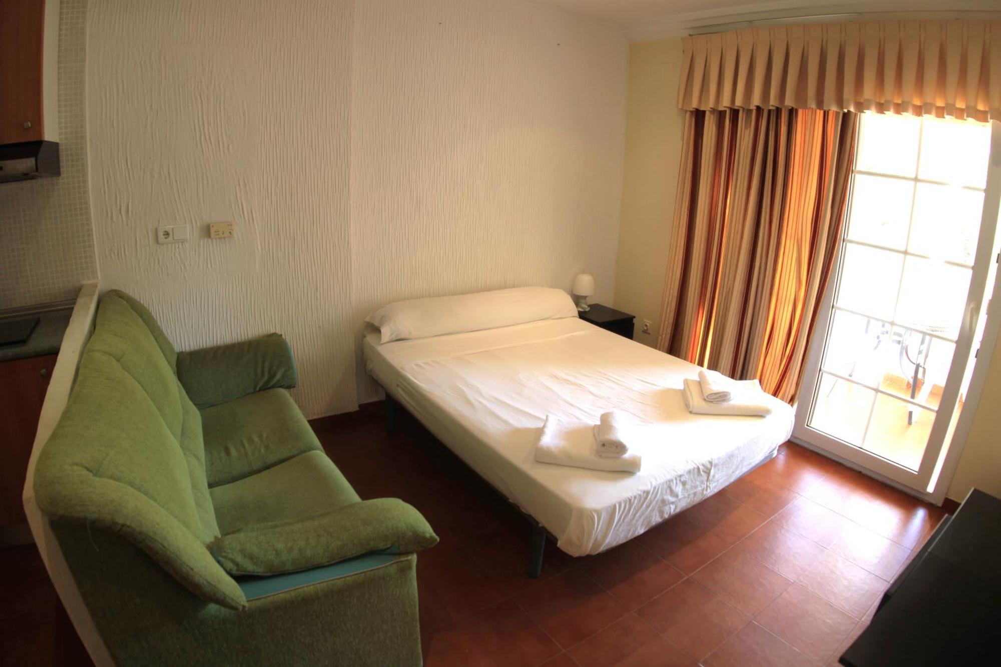 Apartamentos Marina Internacional Torrevieja Ngoại thất bức ảnh