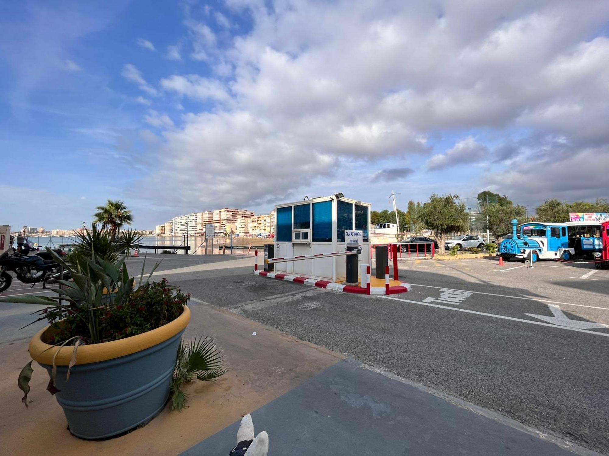 Apartamentos Marina Internacional Torrevieja Ngoại thất bức ảnh