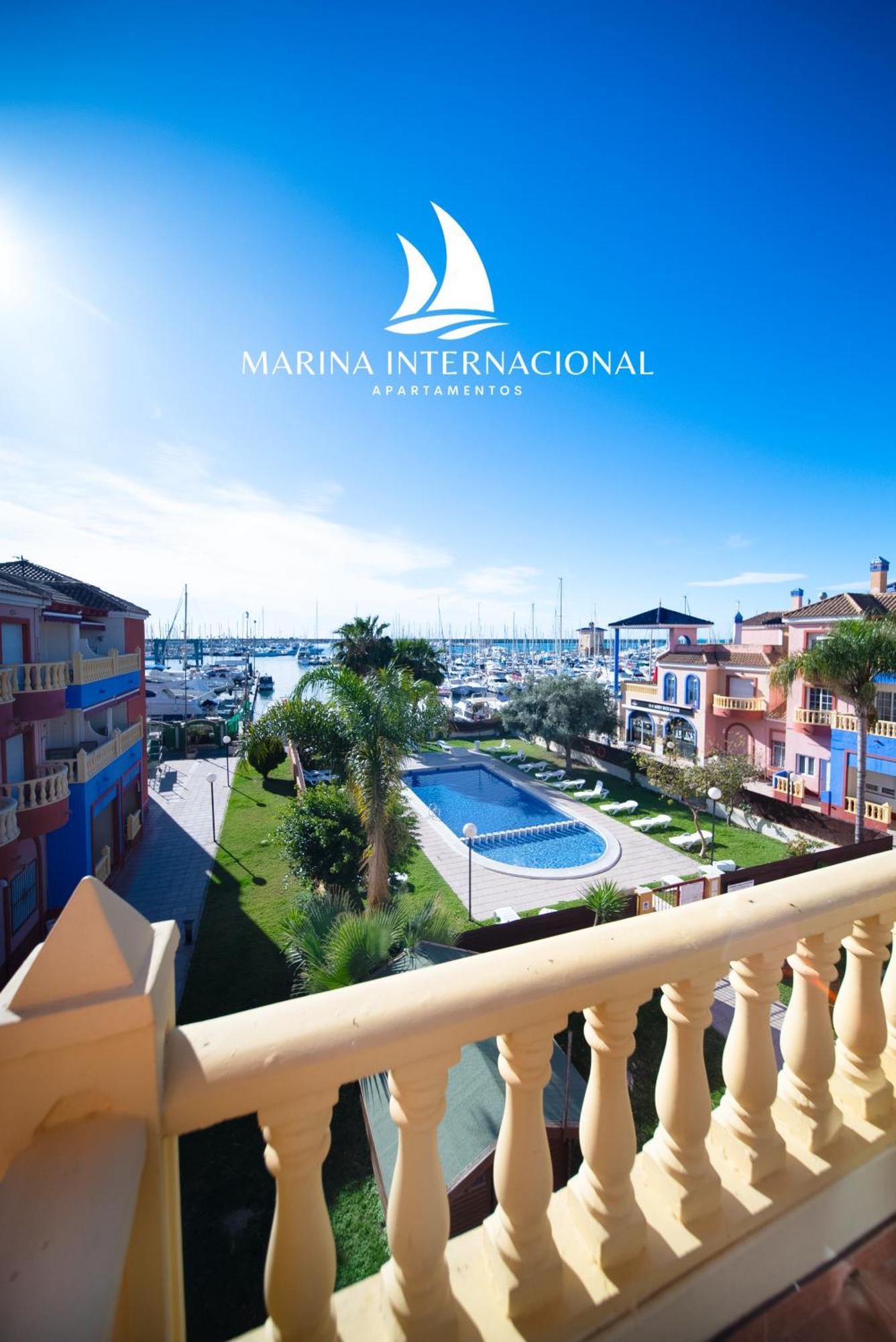 Apartamentos Marina Internacional Torrevieja Ngoại thất bức ảnh