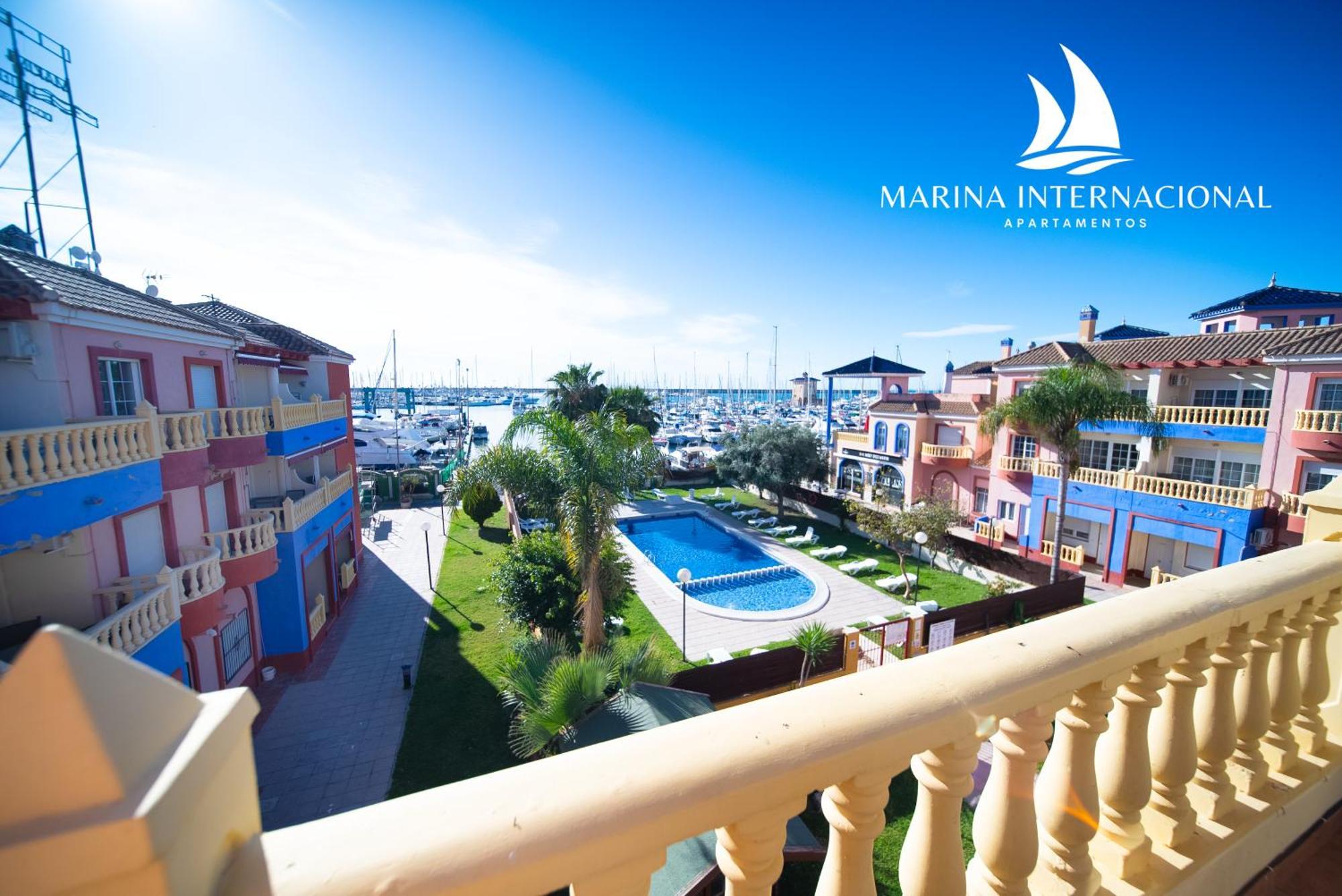 Apartamentos Marina Internacional Torrevieja Ngoại thất bức ảnh